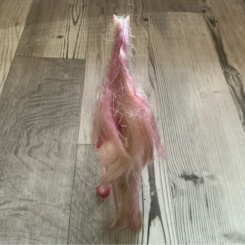 Vtg Disney Barbie princess pink horse with saddle sleeping beauty Aurora 10x9”